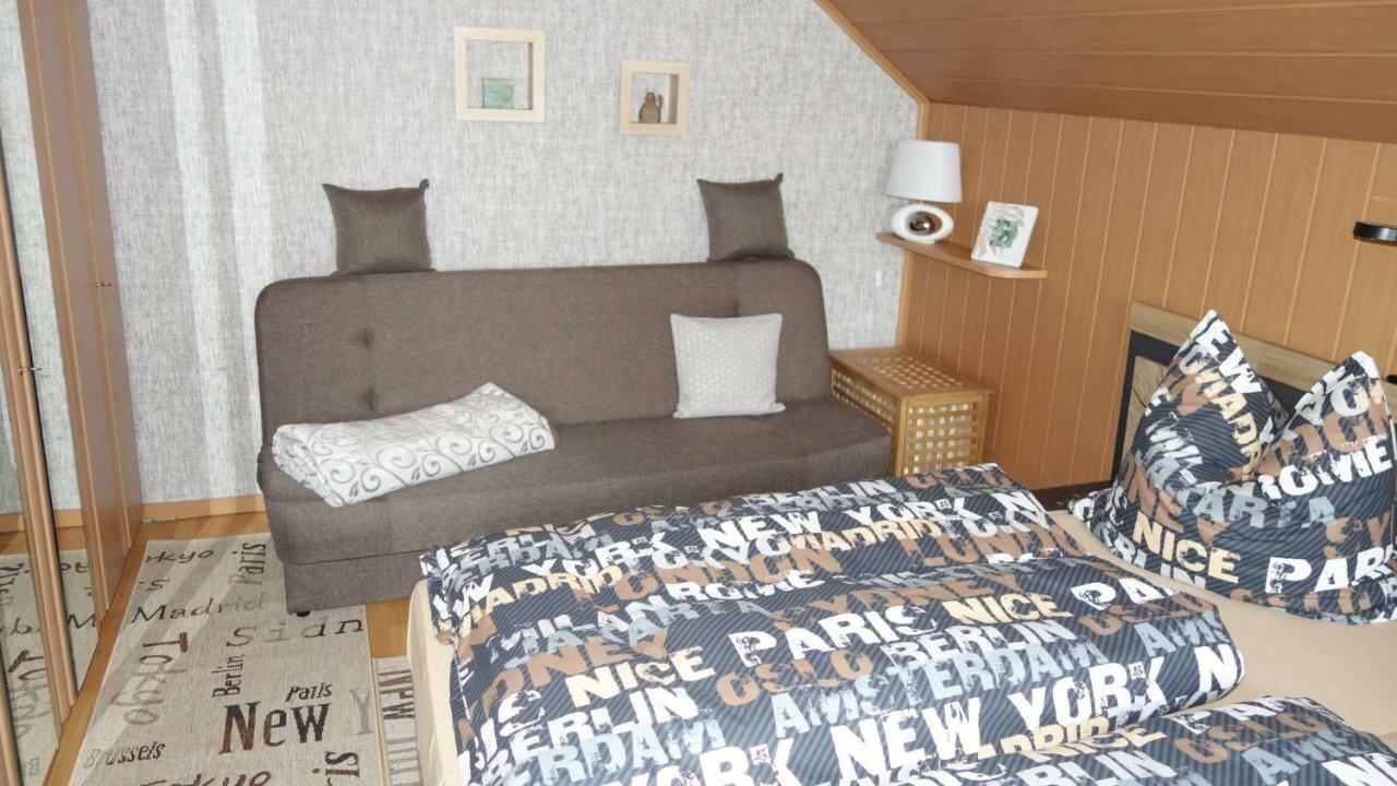 Ferienwohnung Koehlert ターレ エクステリア 写真