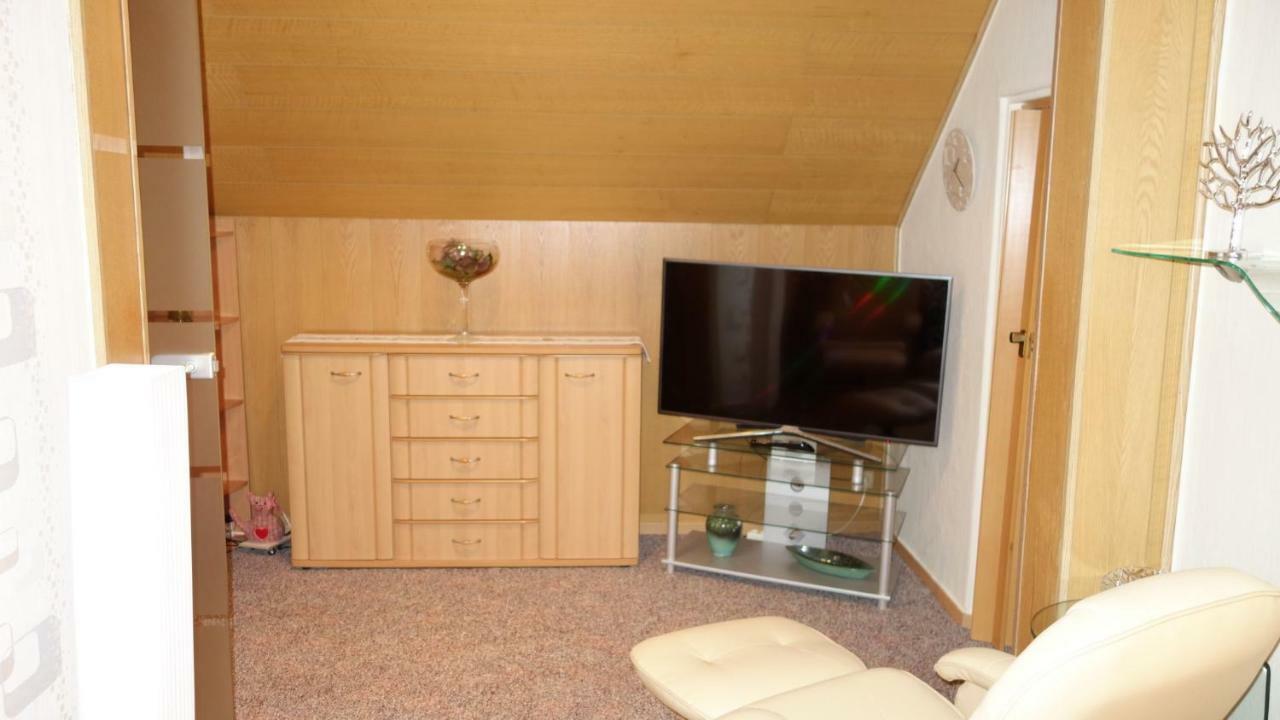 Ferienwohnung Koehlert ターレ エクステリア 写真